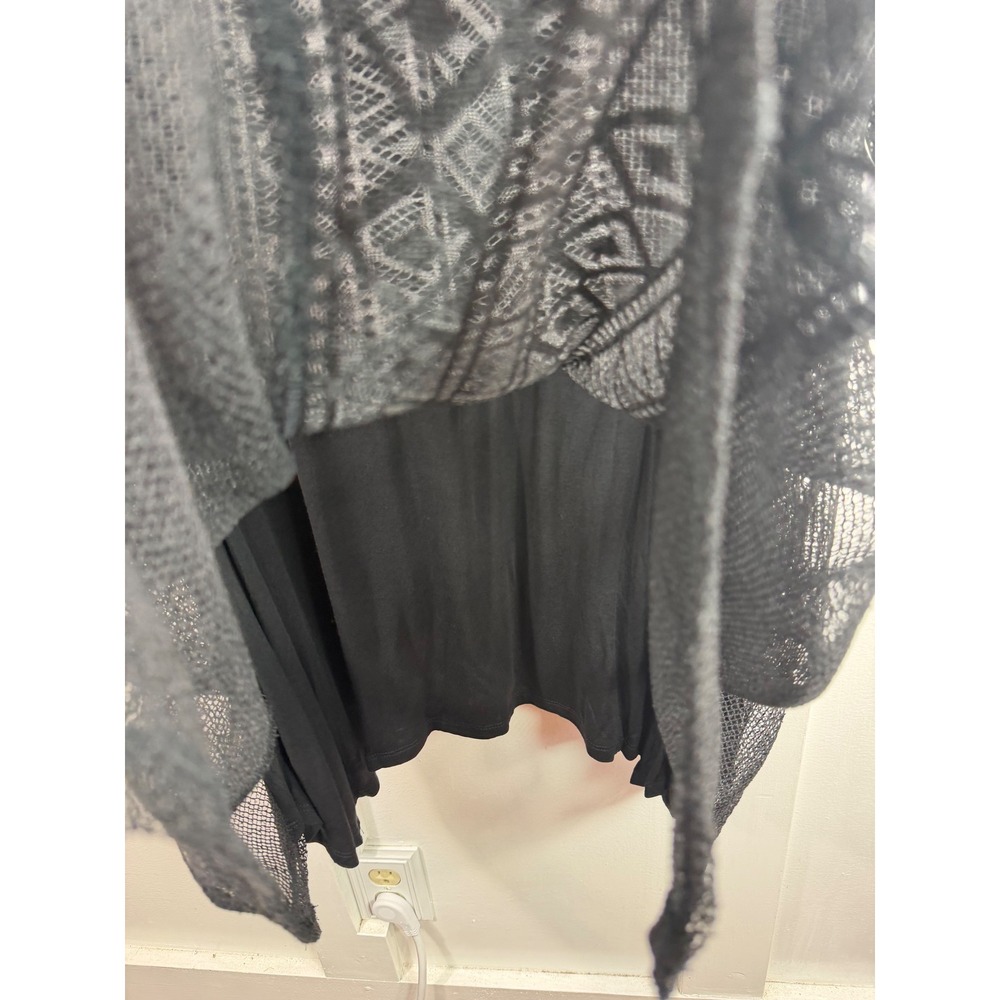 Catherines Black Mesh Lace Overlay V-Neck Top Plus Size 1X 18/20W NEW - Picture 4 of 12